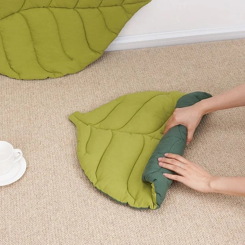 Bed Mats Soft Cotton Leaf-Shaped Kitten Cat Puppy Dog - PeticaDeals