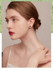 Cute Cat Stud Earrings - PeticaDeals