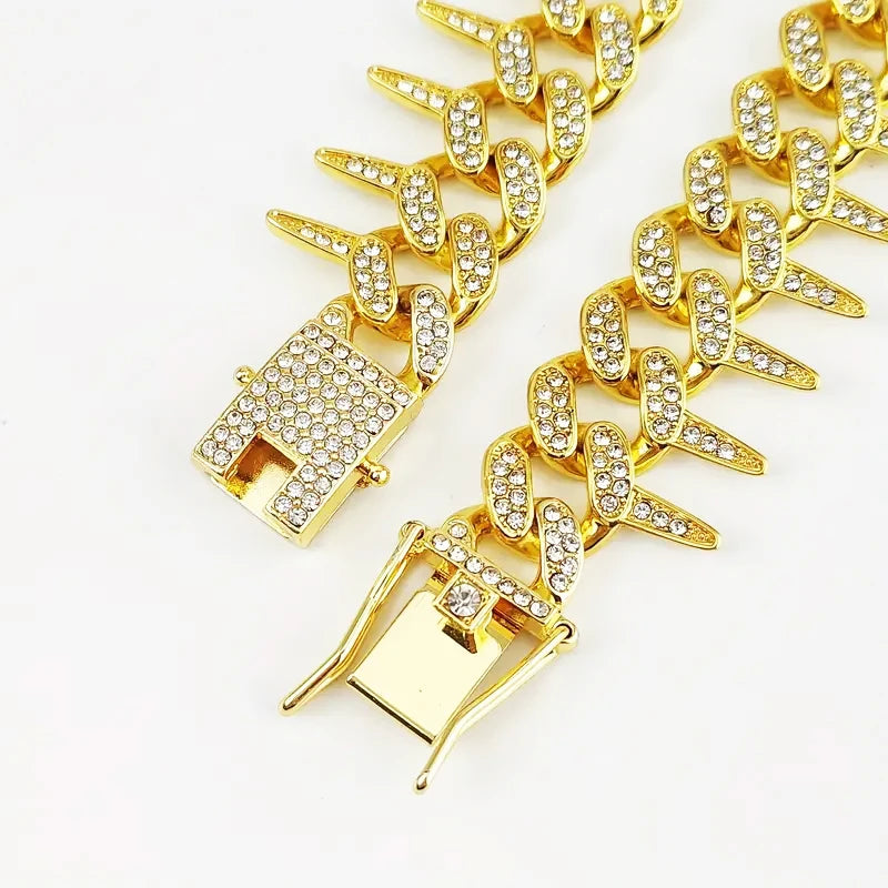 Diamond Necklace for Cats And Small & Medium Dogs - PeticaDeals