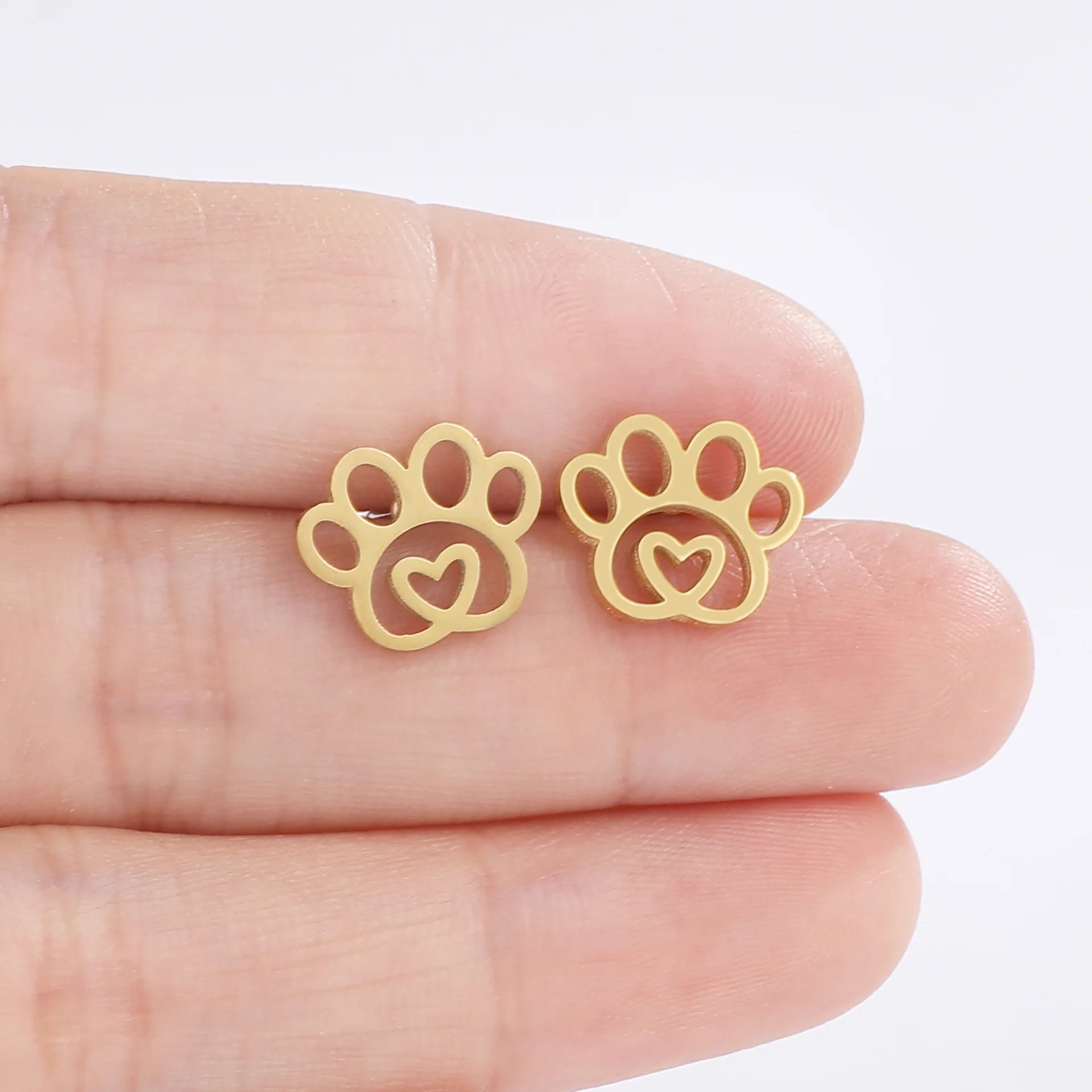 Stainless steel hollow footprint earrings - PeticaDeals
